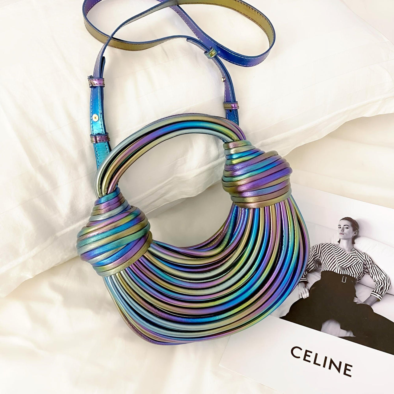 Luxury Evening Purses For Women Golden Noodle Knot Design Dinner Party Clutch Bag Luxury, Drestiny, Designer evening clutches, Luxury evening bags for women, Best evening purses for special occasions, Luxury evening purse with knot handle, Noodle knot evening bag luxury, United States, USA, Australia, New Zealand, United Kingdom, UK, Gold, Blue, Green, White, Black, Khaki, Silver, Colorful, Purple, Pink, Light Blue, shopdrestiny.com