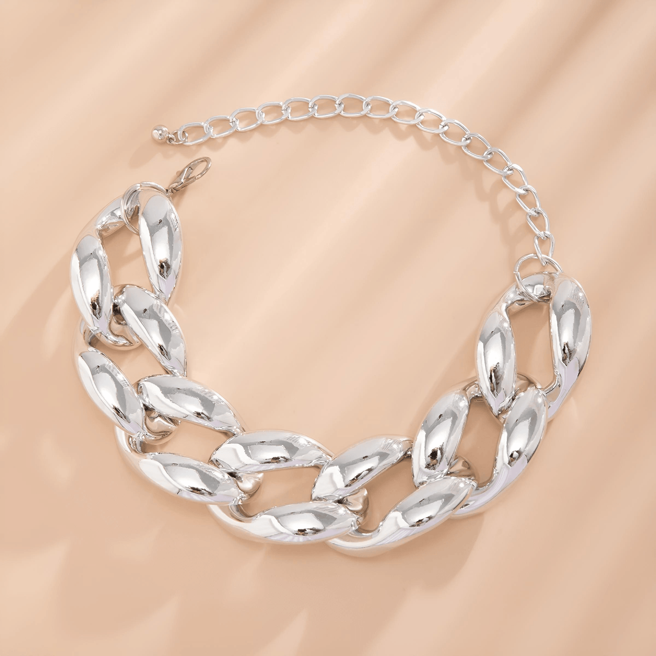 Thick Chain Short Exaggerated Choker Necklace For Women Trendy Statement Collar On The Neck Accessories Fashion Jewelry, Drestiny, Necklaces, Gender_Women, Gold, Silver, United States, USA, Canada, Australia, New Zealand, United Kingdom, UK, Thick chain choker, statement chain necklace, Chunky choker necklace, Oversized chain choker, silver thick chain choker, shopdrestiny.com