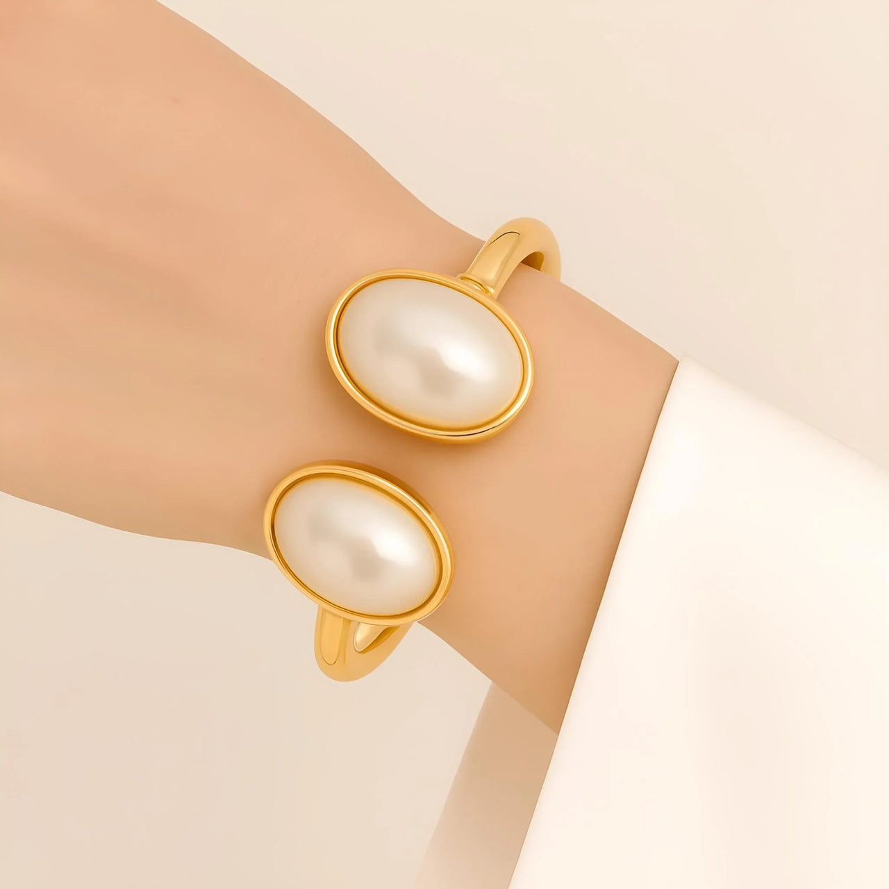 Exaggerated Women's Gold Chunky Bangles Arm Bracelet Women's Jewelry