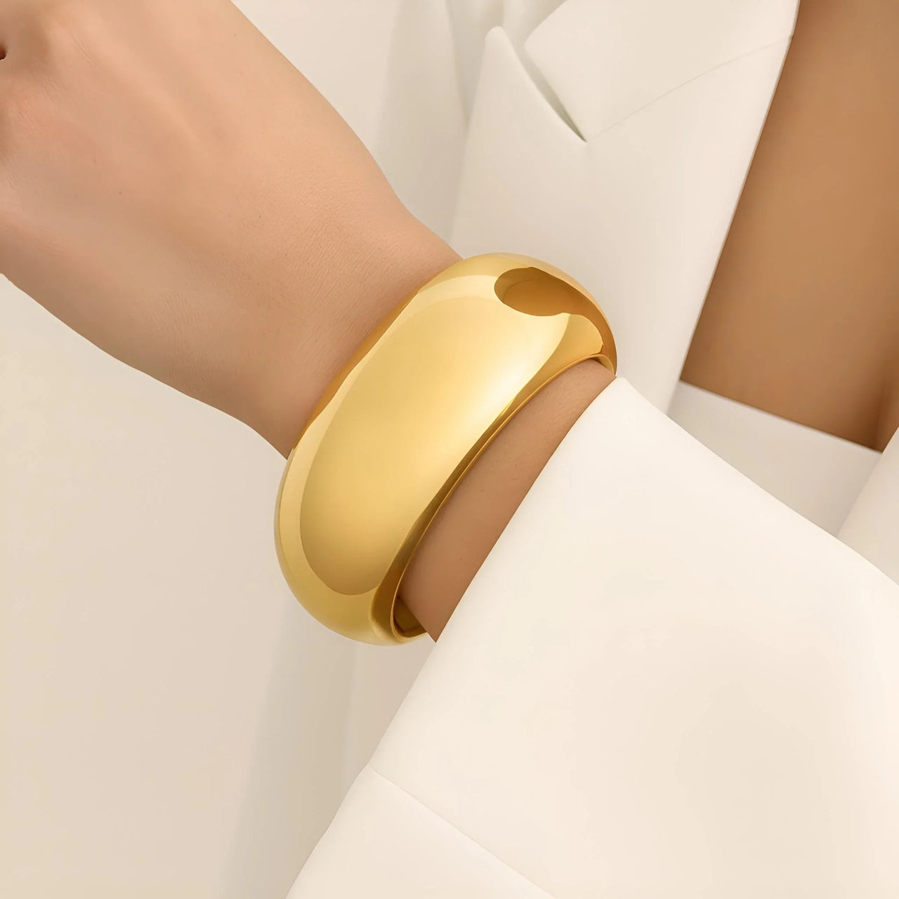 Exaggerated Women's Gold Chunky Bangles Arm Bracelet Women's Jewelry
