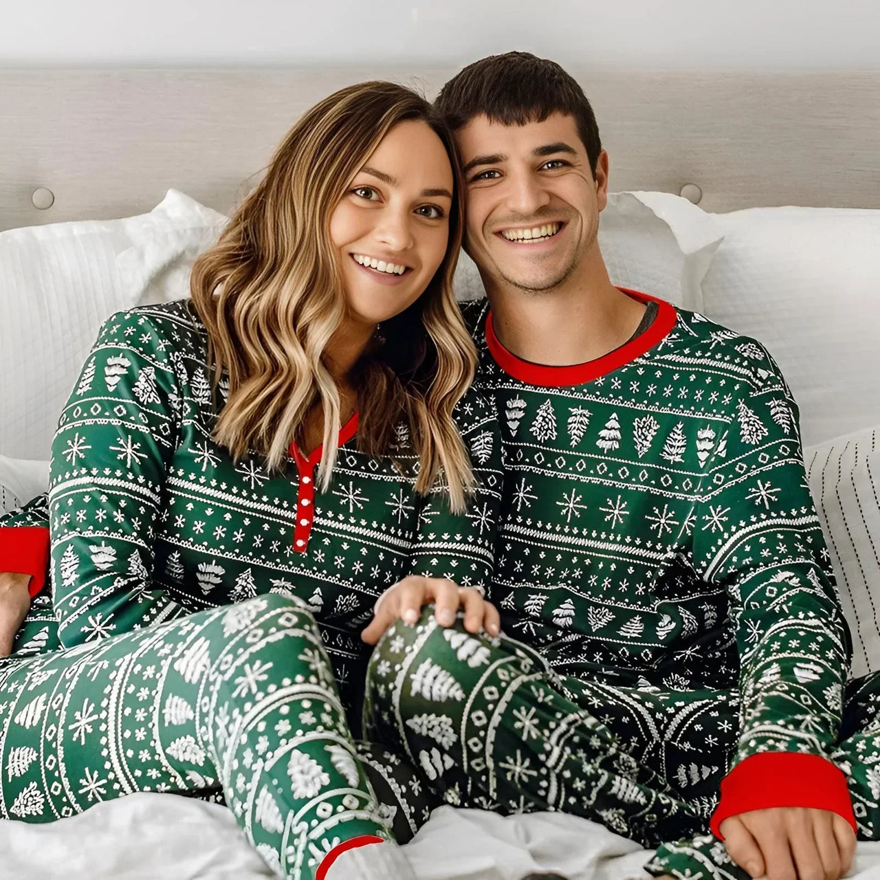 Matching Family Christmas Pajamas Set Mom Daughter Dad Son Matching Outfits Cute All Over Print Boys Girls Pjs