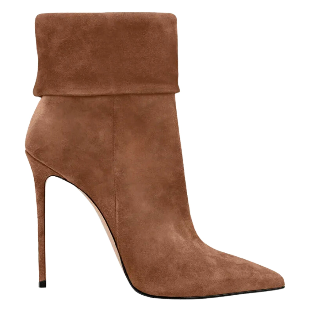 Step out in style with the trendy Brown Suede Pointed Toe Stiletto Ankle Boots. Save up to 50% off at Drestiny now! Shop Drestiny now and get Free Shipping, and we'll pay your taxes!