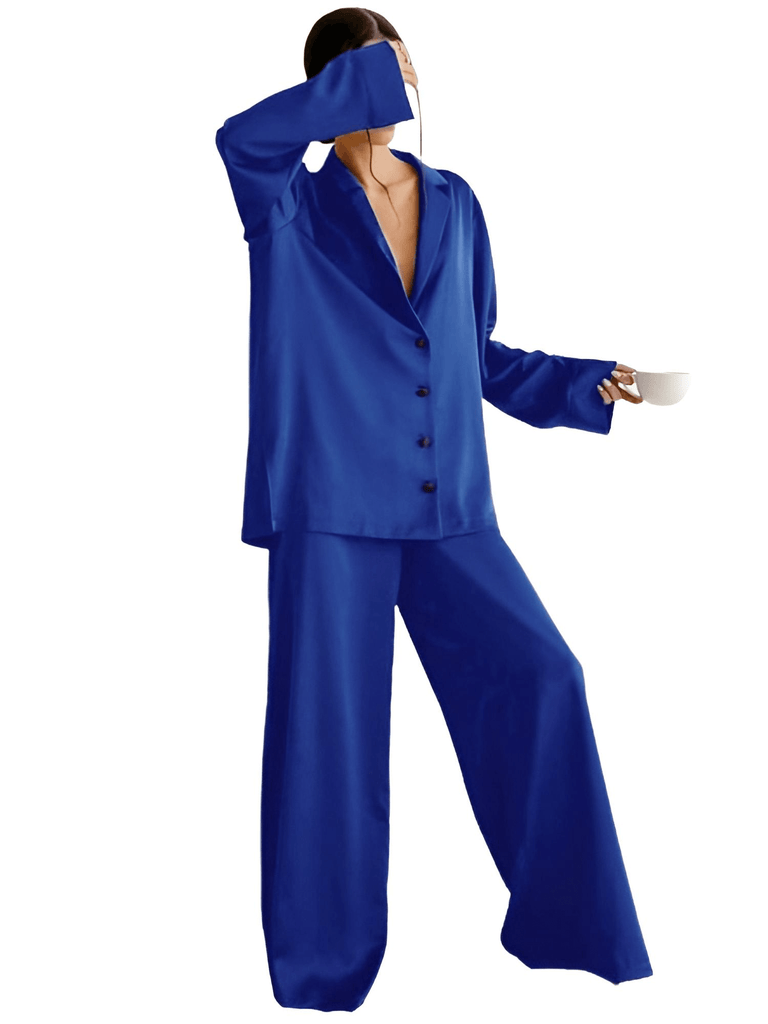 Upgrade your sleepwear with the Women's Low Cut Wide Leg Blue Pajama Set. Shop Drestiny for free shipping and tax covered. Save up to 50%!
