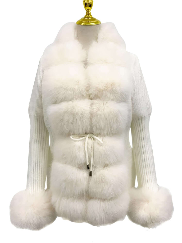 Women's Luxury Knitted Beige and White Sweater Coat With Detachable Fur