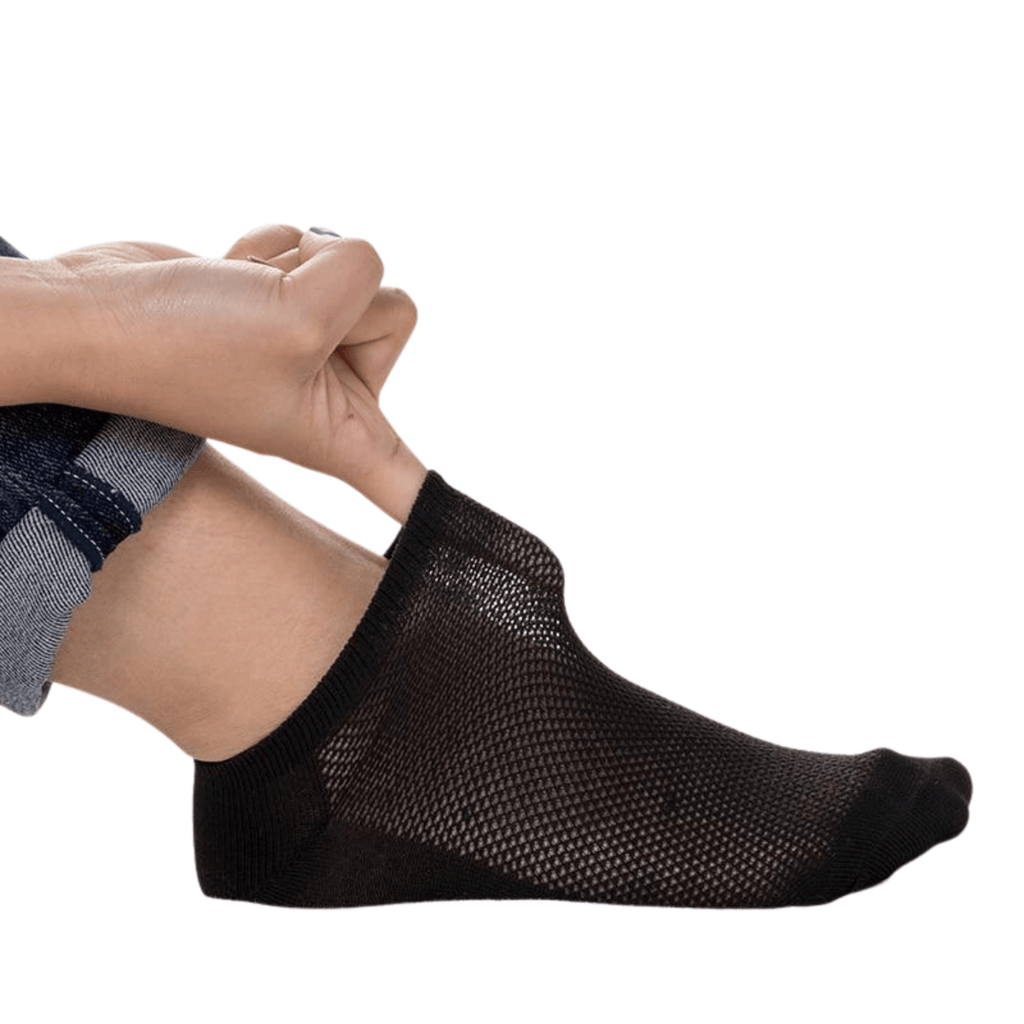 Trendy Women's Black Ankle Socks - 8 Pairs! Enjoy Free Shipping & Tax Covered at Drestiny! Seen on FOX, NBC, CBS. Save up to 50%!