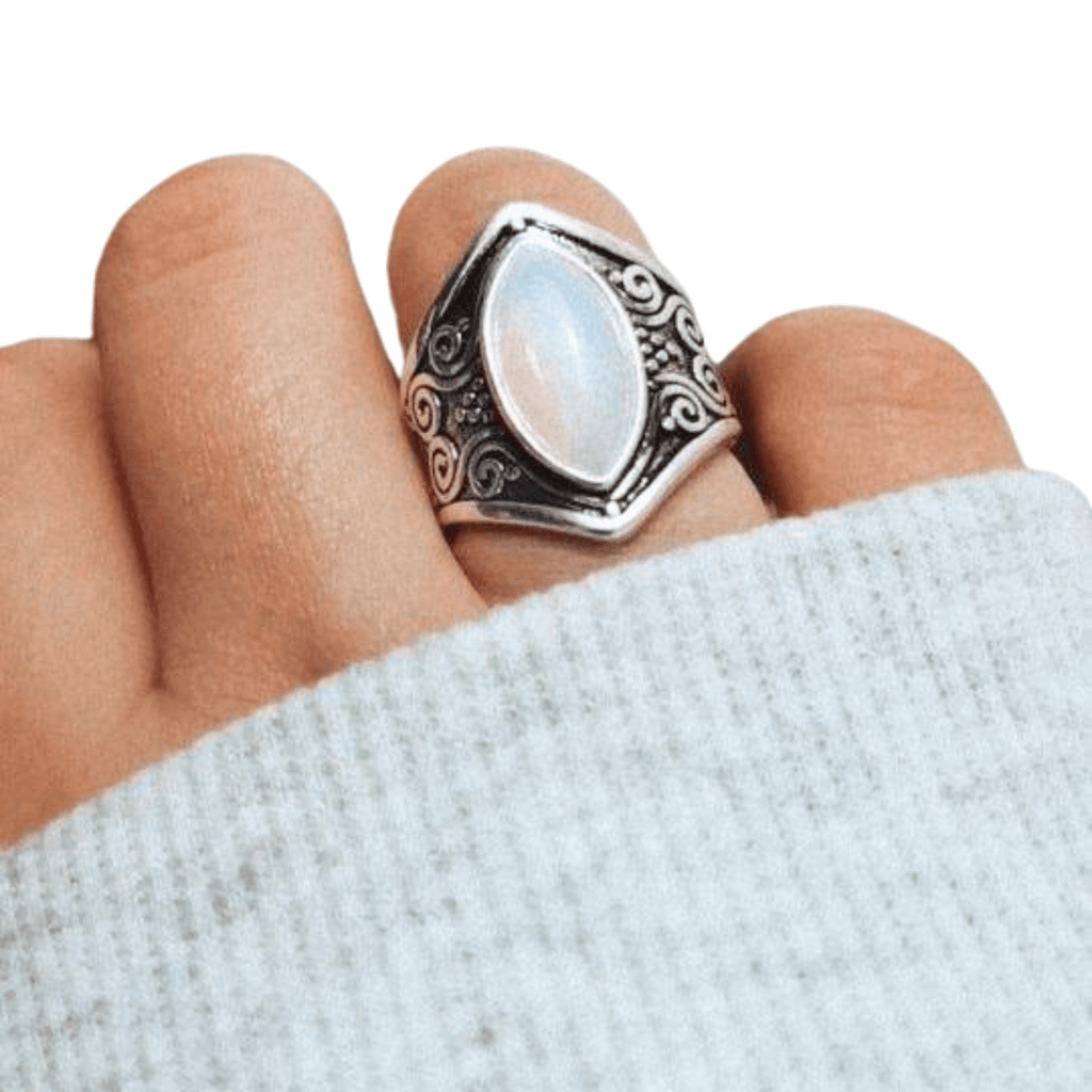 Women's Vintage Silver Color Ring