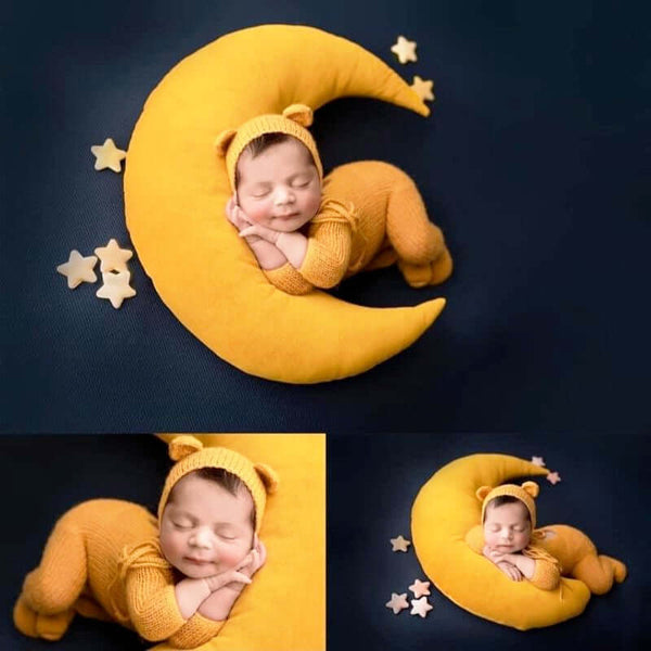 Shop Now & Get Free Shipping + We'll Pay The Tax! The Moon and Stars Posing Pillow Set is an adorable set for posing and photographing your precious baby.