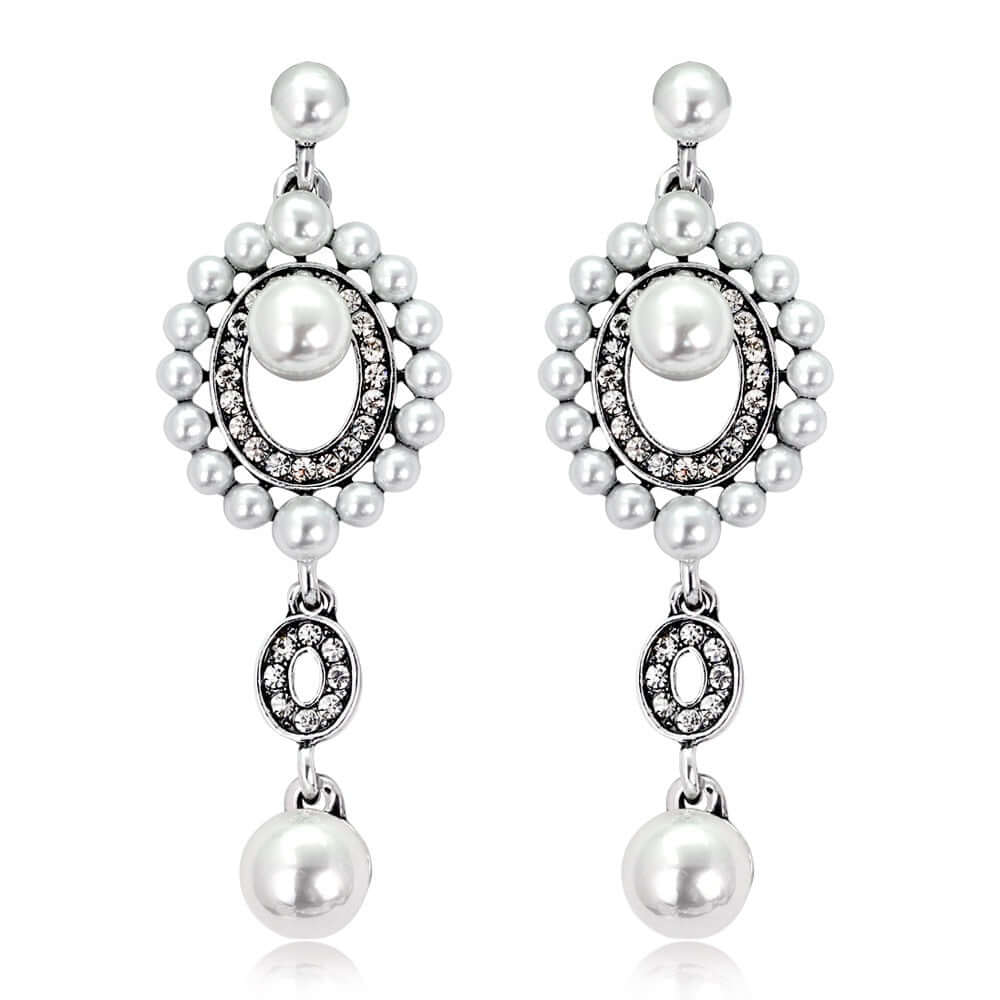 Newest trend in wedding jewelry is earrings that dangle and sway as you walk. Women Wedding Dangle Earrings are perfect for a bride who wants to look her best.