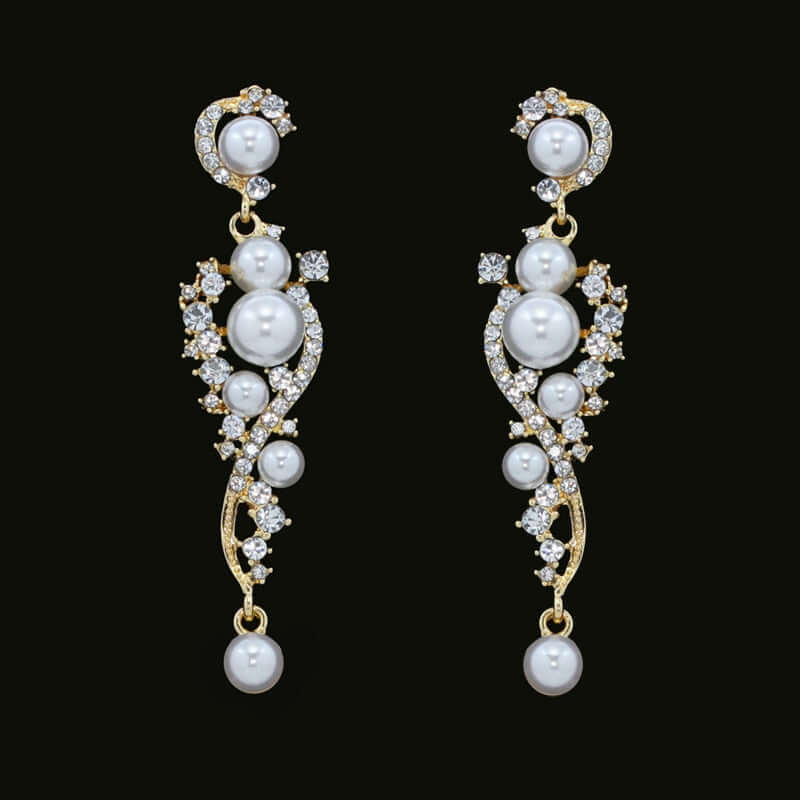 Newest trend in wedding jewelry is earrings that dangle and sway as you walk. Women Wedding Dangle Earrings are perfect for a bride who wants to look her best.