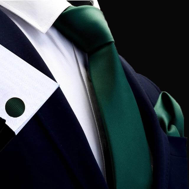 Men's Dark Green Silk Tie & Pocket Square - Complete your sophisticated look with this luxurious set. Includes matching cufflinks. Shop now and enjoy free shipping. Limited time offer, save up to 50%!